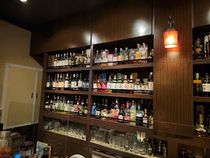 MOMOTA Bar