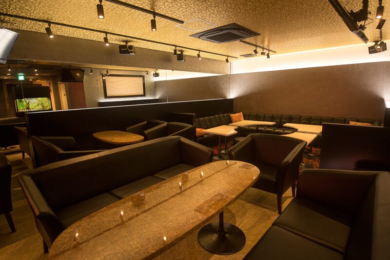 LOUNGE ageha